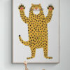 vrolijke cheetah poster in houten lijst kinderkamer